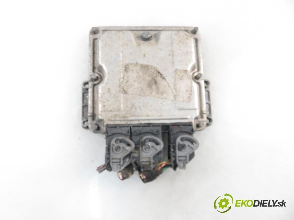 PEUGEOT EXPERT (224) FURGON 2006 69,00 2.0 HDi - RHX (DW10BTED) 1997,00 řídící jednotka motora 0281011342 ; 9659440280
