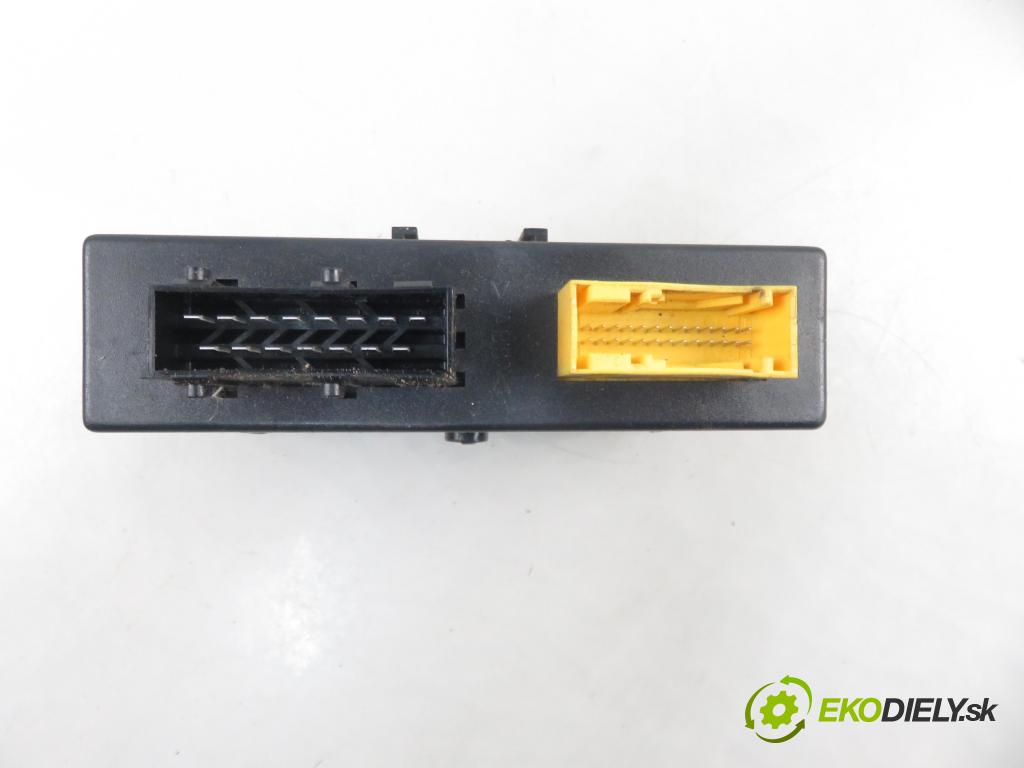PEUGEOT EXPERT (224) FURGON 2006 69,00 2.0 HDi - RHX (DW10BTED) 1997,00 MODUL komfortu 9639819680