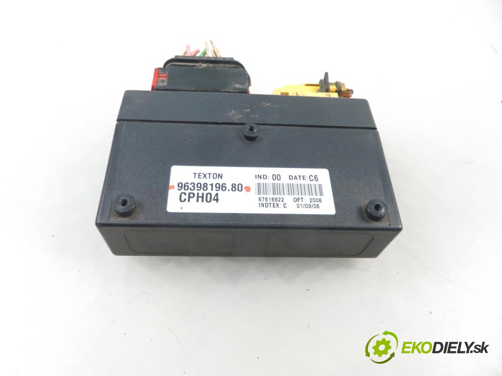 PEUGEOT EXPERT (224) FURGON 2006 69,00 2.0 HDi - RHX (DW10BTED) 1997,00 MODUL komfortu 9639819680