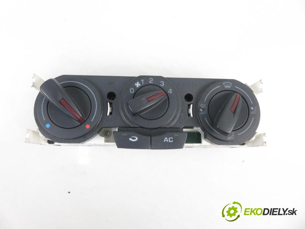 SEAT IBIZA IV (6J5, 6P1) HB 2009 77,00 1.6 - BTS 1598,00 Panel kúrenia KLIMATIZACE: 6J0820045