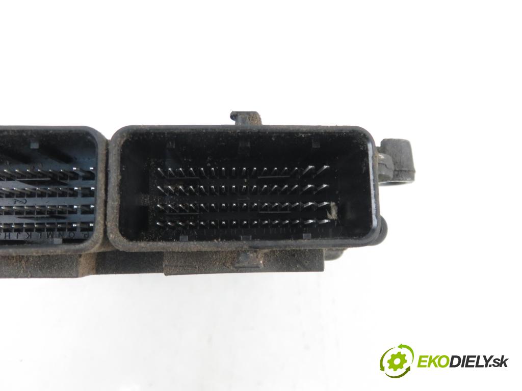 RENAULT MASTER III Skrzynia (FV) FURGON 2010 74,00 2.3 dCi 100 FWD - M9T 676 2298,00 Riadiaca jednotka Motor 0281017341 ; 237100899r