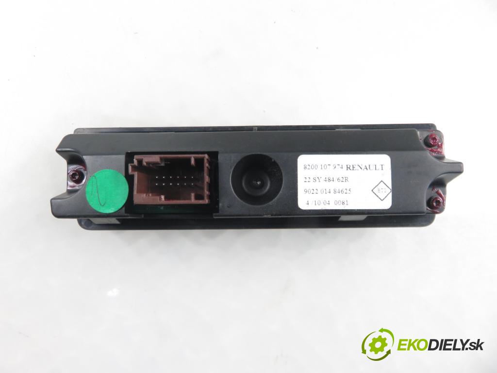 RENAULT SCENIC II (JM0/1_) VAN 2004 88,00 1.9 dCi 120 - F9Q 812 1870,00 čítač navigácie  (Ostatné)