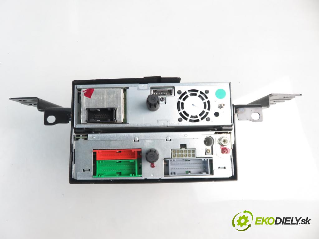 RENAULT SCENIC II (JM0/1_) VAN 2004 88,00 1.9 dCi 120 - F9Q 812 1870,00 čítač navigácie  (Ostatné)