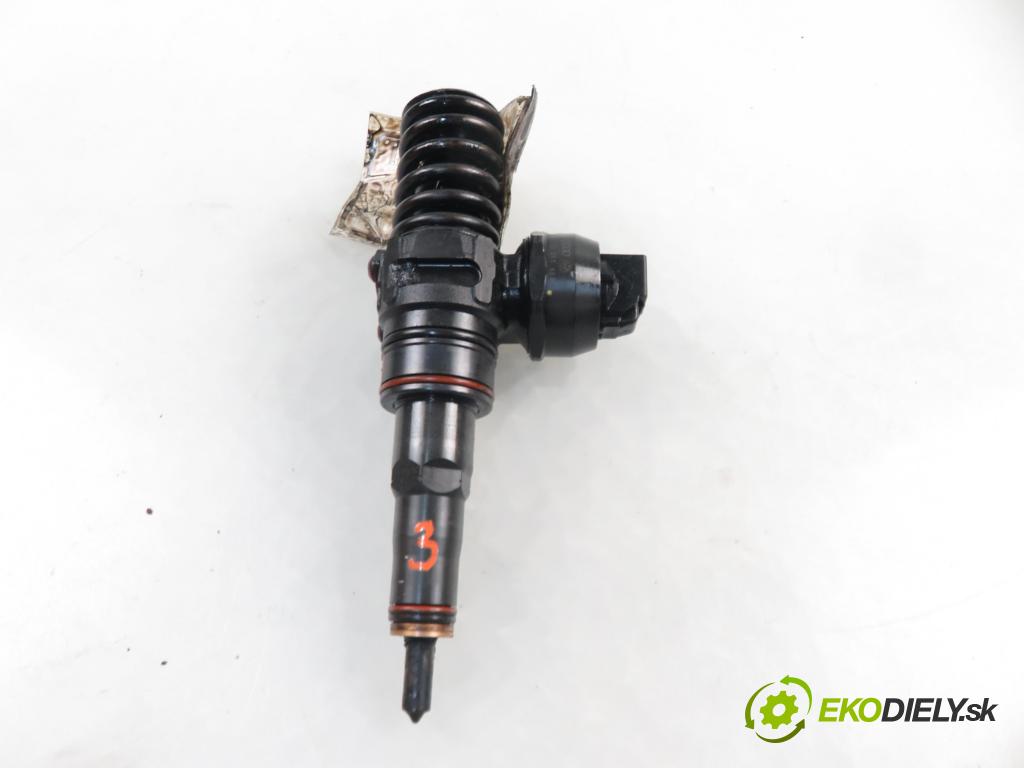 SEAT ALHAMBRA (7V8, 7V9) MINIVAN 2002 85,00 1.9 TDI PD 115 - AUY 1896,00 Vstrekovač 038130073AK ; 0414720038 (Vstrekovače)