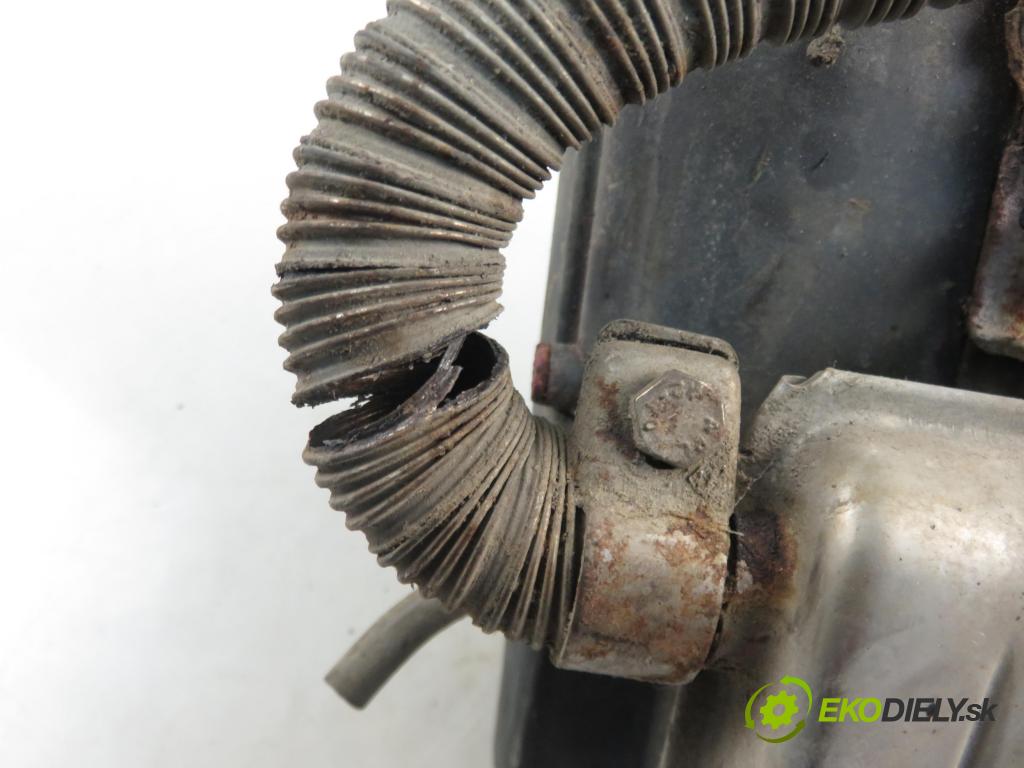 VOLVO V40 Kombi (645) KOMBI 1999 90,00 1.8 122 - B 4184 S2 1783,00 Webasto B4WSC (Webasto ohřívače)