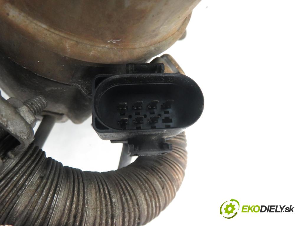 VOLVO V40 Kombi (645) KOMBI 1999 90,00 1.8 122 - B 4184 S2 1783,00 Webasto B4WSC (Webasto ohřívače)