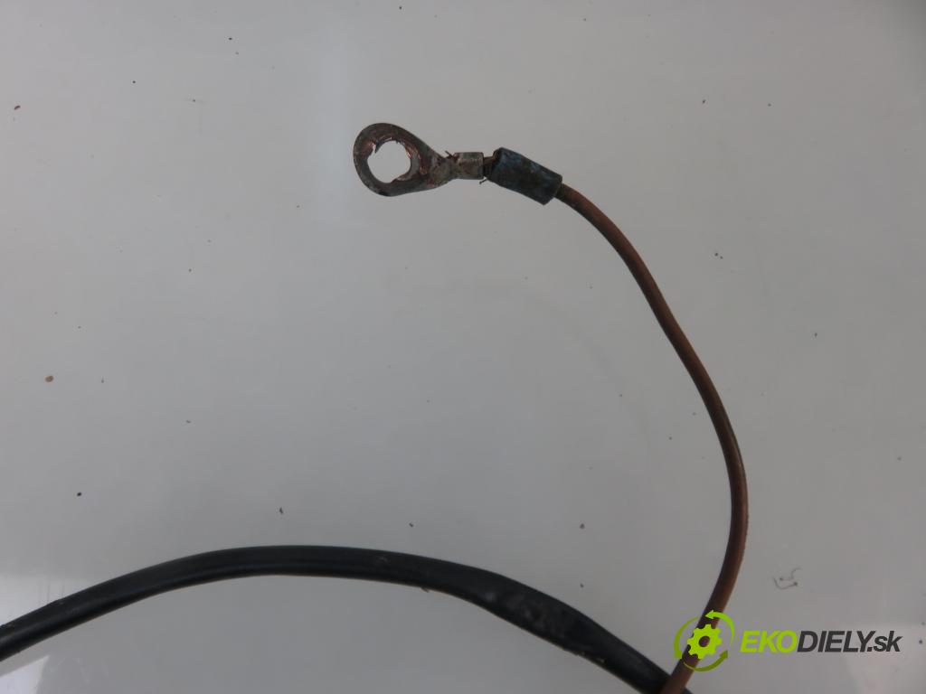 VOLVO V40 Kombi (645) KOMBI 1999 90,00 1.8 122 - B 4184 S2 1783,00 Webasto B4WSC (Webasto ohřívače)