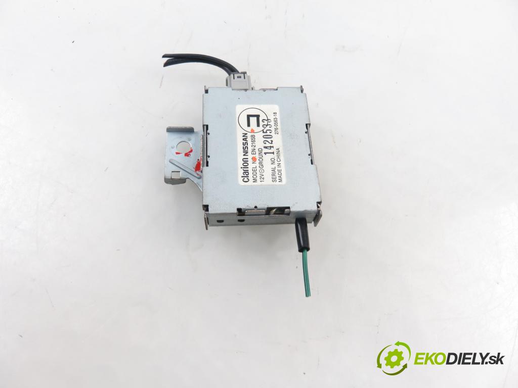 INFINITI M (Y51) SEDAN 2010 175,00 3.0d V6 238 - V9X 2993,00 Zosilňovač Antenní: EN2165B (Zosilňovače)