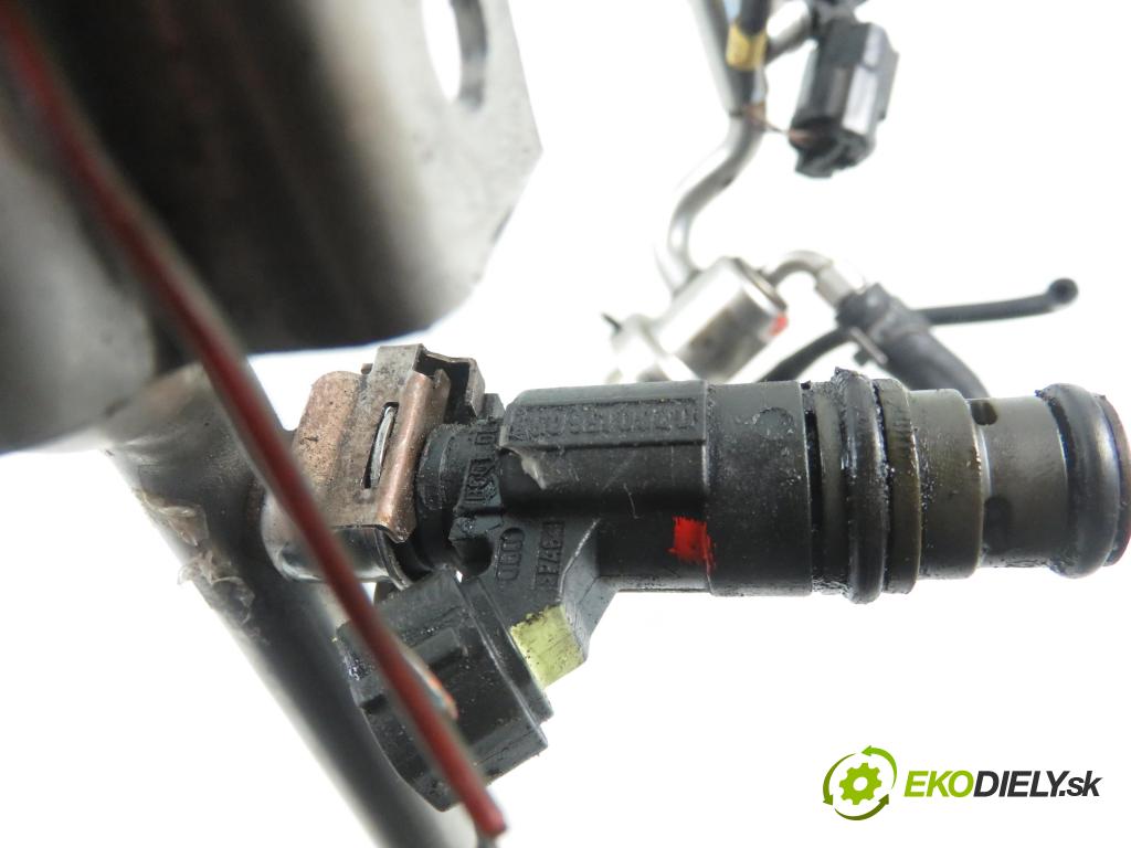 VW PHAETON (3D1, 3D2, 3D3, 3D4, 3D6, 3D7, 3D8, 3D9) SEDAN 2004 309,00 6.0 W12 4motion - BAN 5998,00 Lišta vstrekovacia 07C133316H ; 0280160575 (Vstrekovacie lišty)