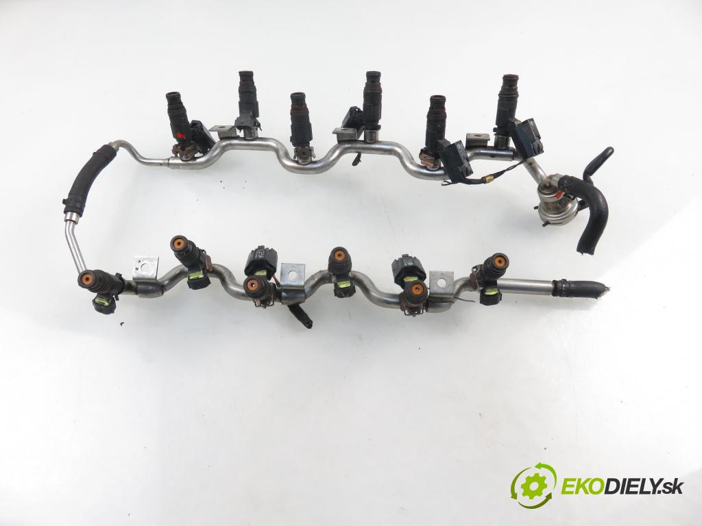 VW PHAETON (3D1, 3D2, 3D3, 3D4, 3D6, 3D7, 3D8, 3D9) SEDAN 2004 309,00 6.0 W12 4motion - BAN 5998,00 Lišta vstrekovacia 07C133316H ; 0280160575 (Vstrekovacie lišty)