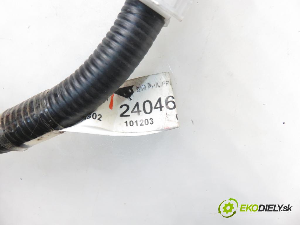 INFINITI M (Y51) SEDAN 2010 175,00 3.0d V6 238 - V9X 2993,00 Potenciometer plynového pedálu 240461MA0A (Pedále)