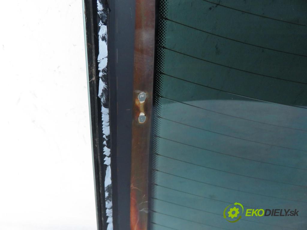 VW PASSAT CC B6 (357) FASTBACK 2008 100,00 2.0 TDI - CBAA 1968,00 okno zadní část SEDAN