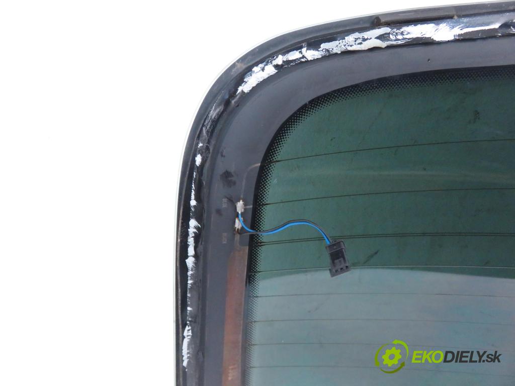 VW PASSAT CC B6 (357) FASTBACK 2008 100,00 2.0 TDI - CBAA 1968,00 okno zadní část SEDAN