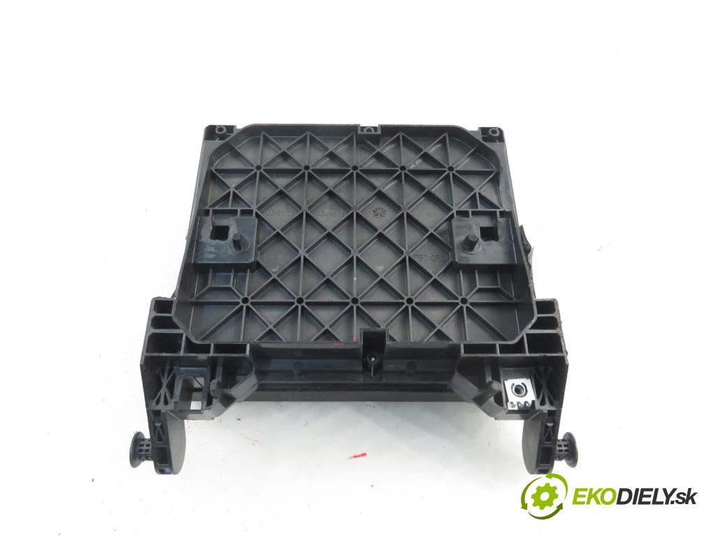 FORD GALAXY (WGR) VAN 2000 107,00 2.3 16V DOHC 146 - E5SA 2295,00 MODUL komfortu S108145100G ; 7m0962258h