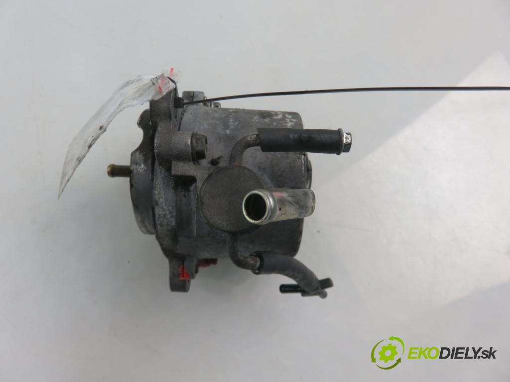 MAZDA PREMACY (CP) MINIVAN 2005 74,00 2.0 TD 101 - RF4F 1998,00 pumpa vakuová RF4F18G00 ; X2T58171A
