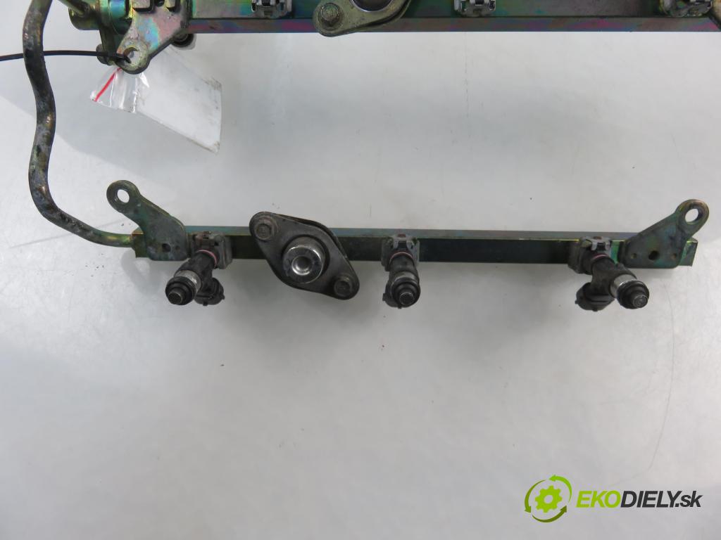 NISSAN PATHFINDER III (R51) SUV 2005 198,00 4.0 4WD 269 - VQ40DE 3954,00 Lišta vstrekovacia 0280158007 (Vstrekovacie lišty)