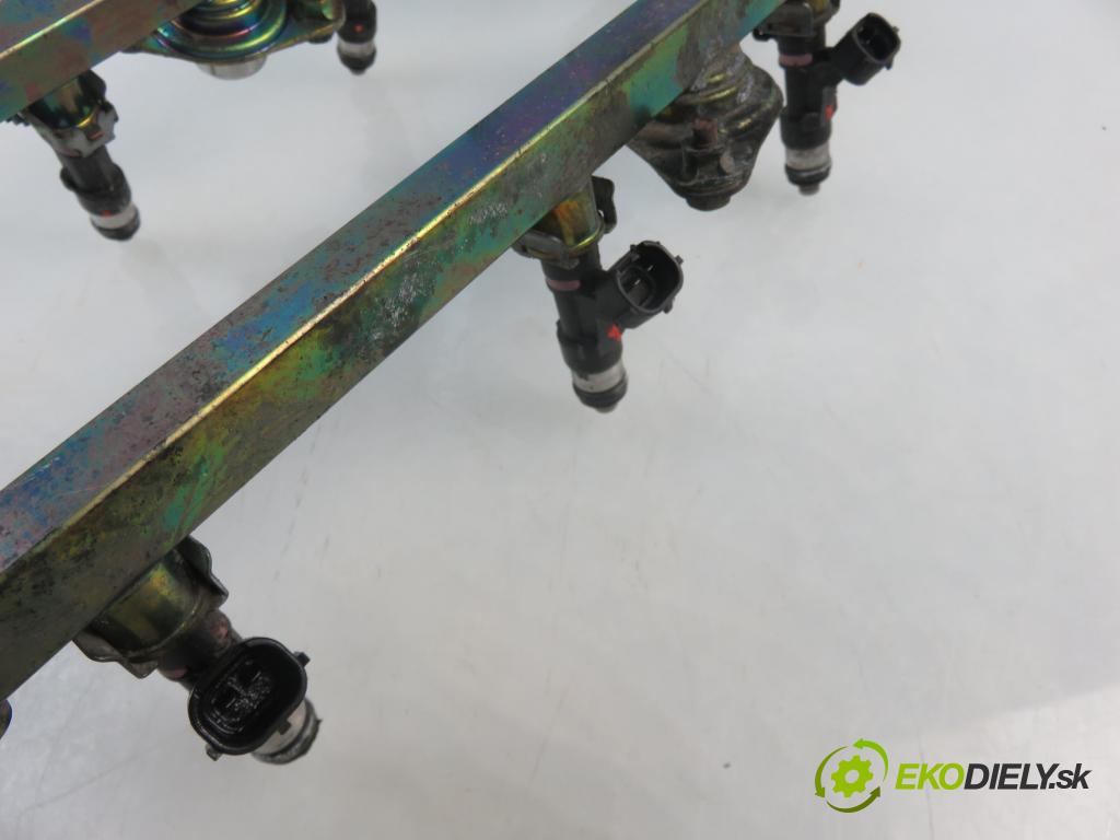 NISSAN PATHFINDER III (R51) SUV 2005 198,00 4.0 4WD 269 - VQ40DE 3954,00 Lišta vstrekovacia 0280158007 (Vstrekovacie lišty)