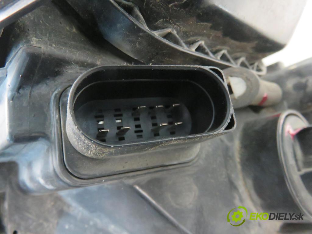 FORD FOCUS II Turnier (DA_, FFS, DS) KOMBI 2007 66,00 1.6 TDCI 90 1560,00 Svetlo PP 4M5113W029AE