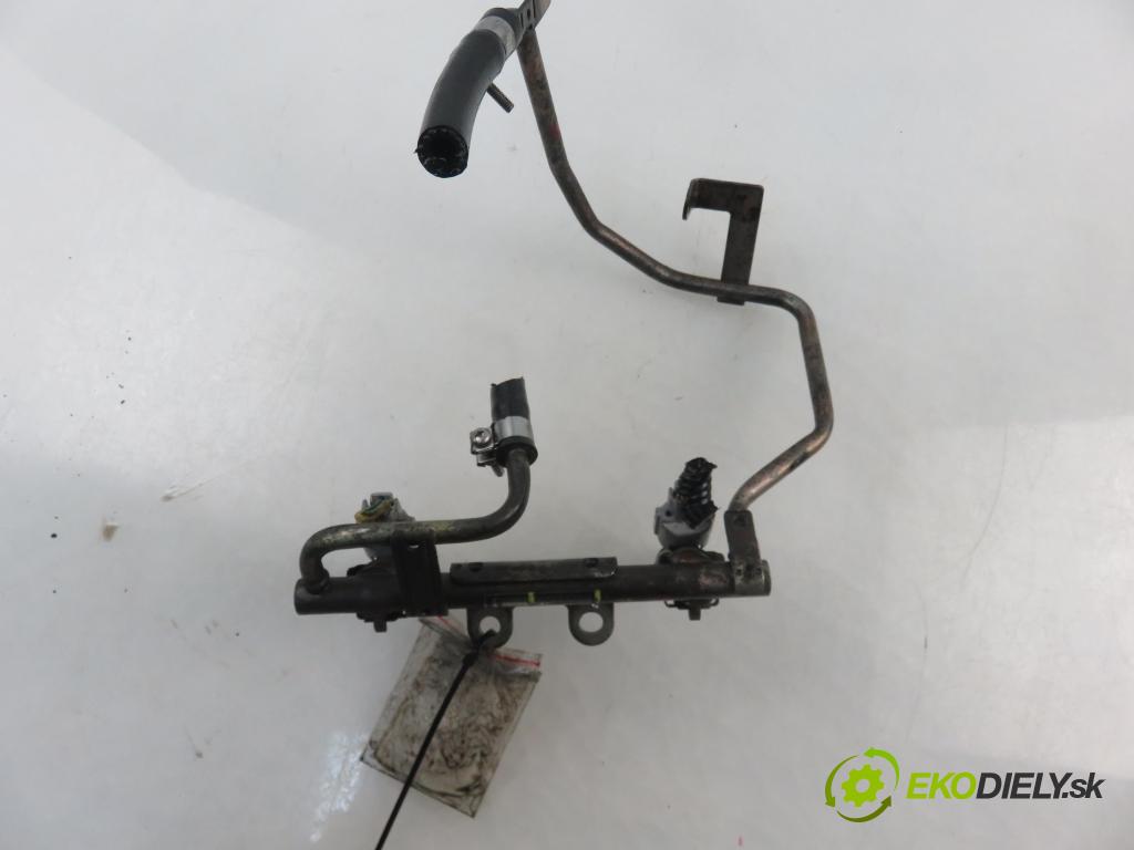 SUBARU LEGACY III Kombi (BH) KOMBI 1999 92,00 2.0 AWD 125 - EJ201 1994,00 Lišta vstrekovacia FBJC100 ; 17522AA462 (Vstrekovacie lišty)