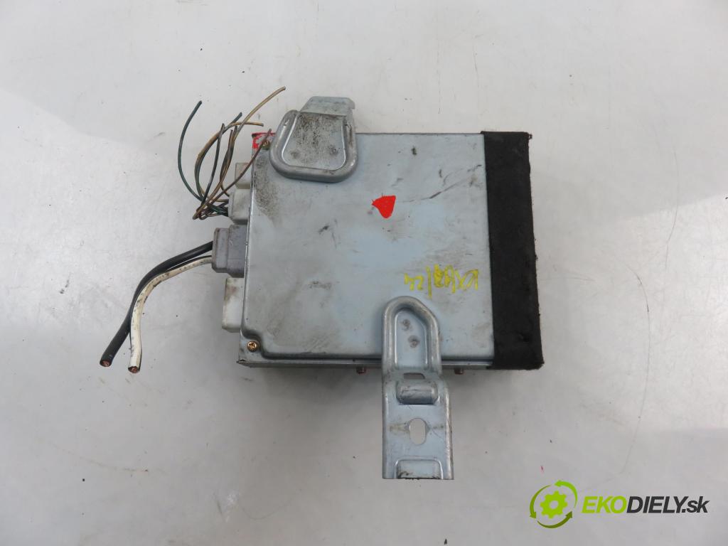 TOYOTA YARIS (_P1_) HB 2002 50,00 1.0 VVT- i 68 - 1SZ-FE 998,00 Riadiaca jednotka servočerpadlo 896500D011 ; 1129000340 (Riadiace jednotky)