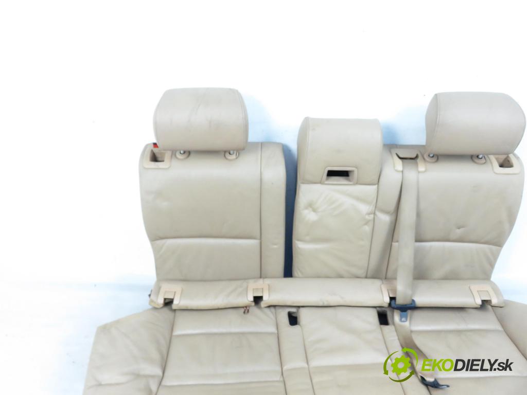 BMW 5 Touring (E61) KOMBI 2004 0,00 530 d - M57 D30 (306D2) 2993,00 Sedadlá, sedačky