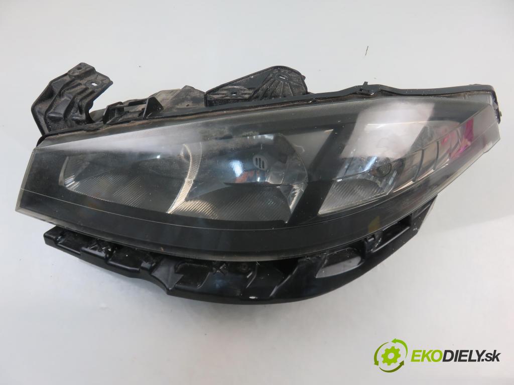 RENAULT LAGUNA II Grandtour (KG0/1_) KOMBI 2005 0,00 1.9 dCi (KG1A, KG1W) - F9Q 674 1870,00 Svetlo LP 7701061670