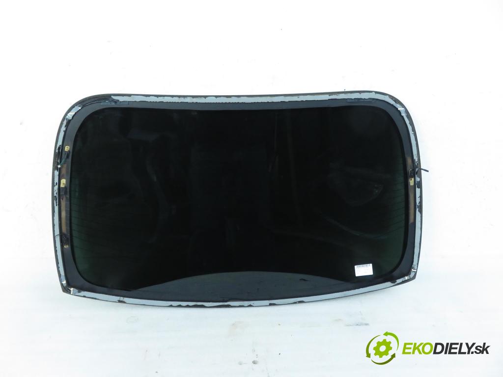 INFINITI M (Y51) SEDAN 2010 175,00 3.0d V6 238 - V9X 2993,00 okno zadní část SEDAN