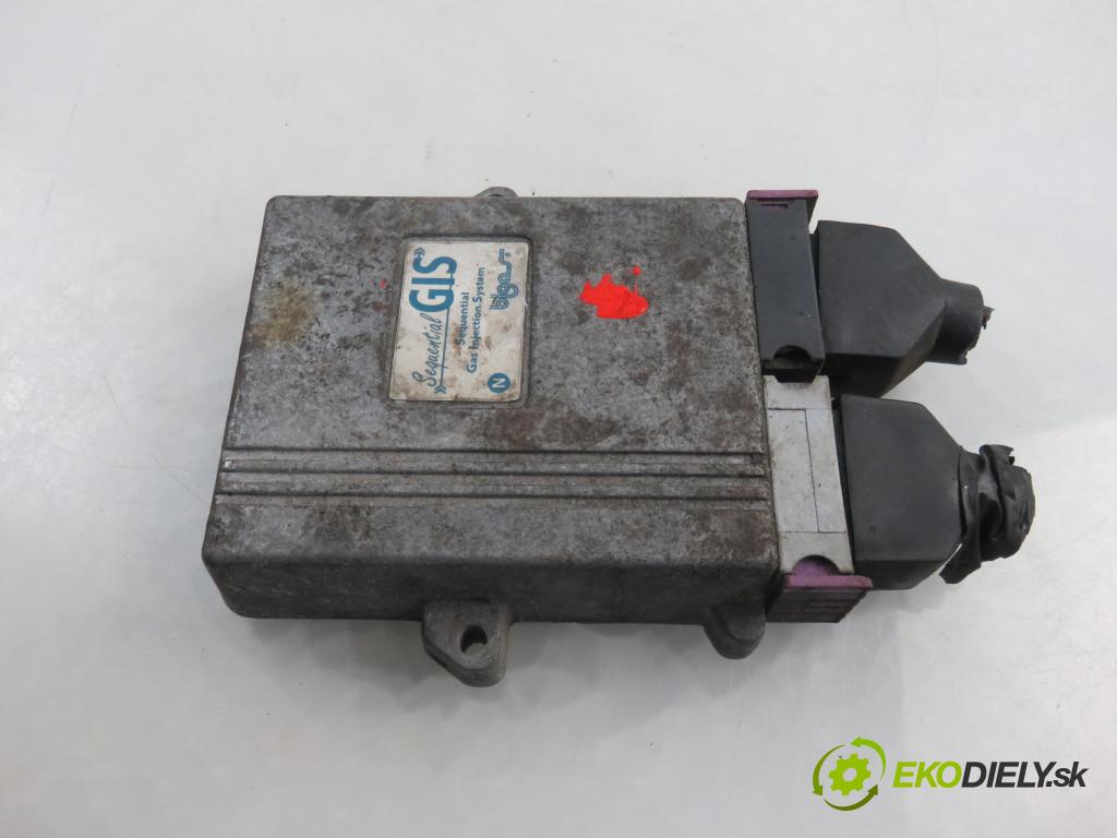 SKODA FABIA I SEDAN (6Y3) SEDAN 2004 47,00 1.2 - AZQ 1198,00 řídící jednotka LPG 67R010157