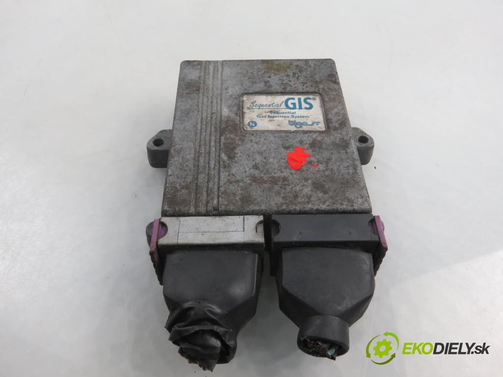 SKODA FABIA I SEDAN (6Y3) SEDAN 2004 47,00 1.2 - AZQ 1198,00 řídící jednotka LPG 67R010157