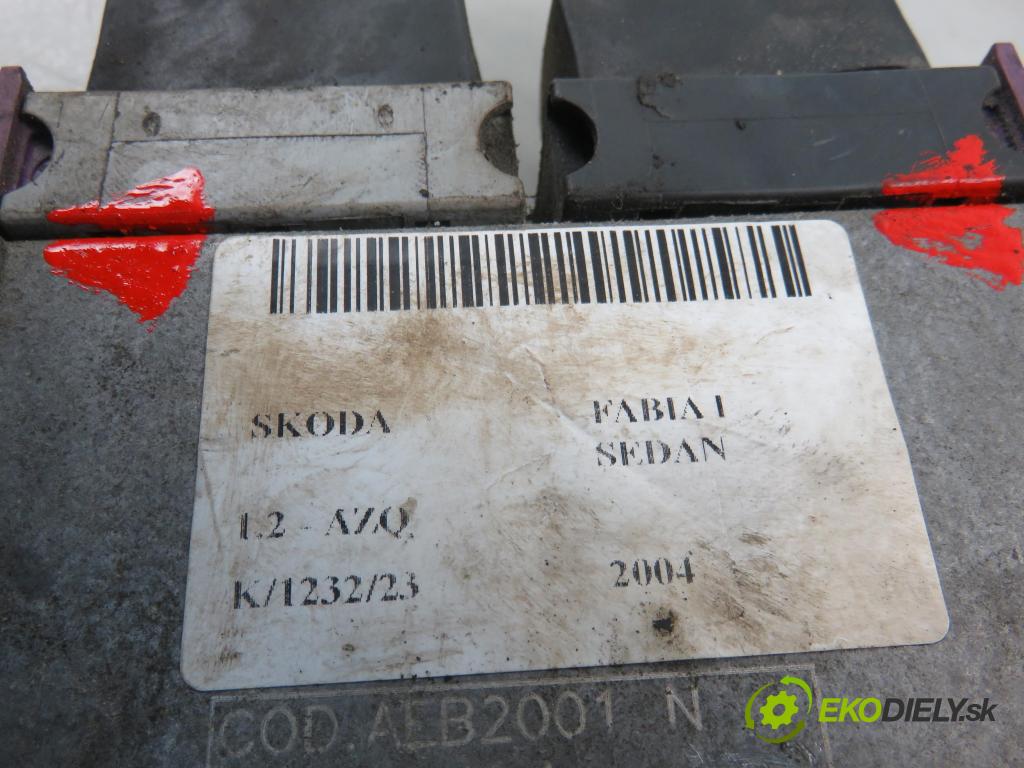 SKODA FABIA I SEDAN (6Y3) SEDAN 2004 47,00 1.2 - AZQ 1198,00 řídící jednotka LPG 67R010157