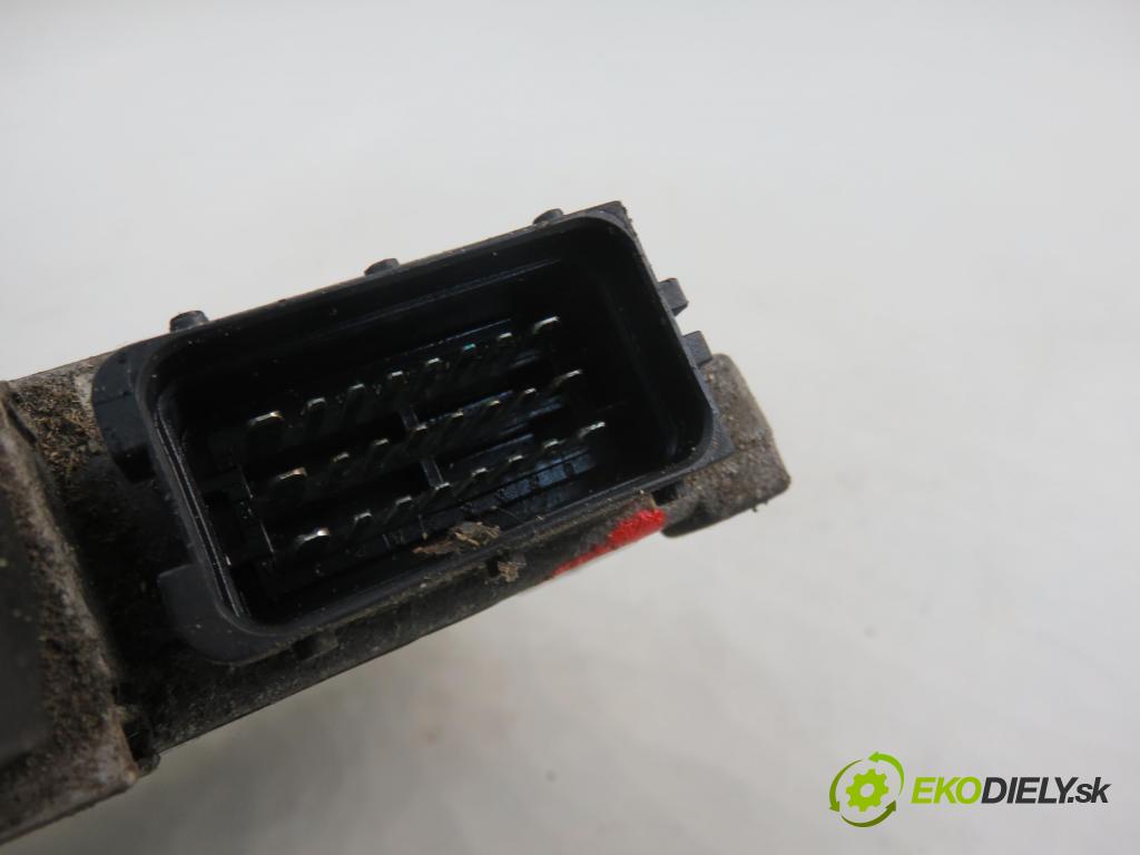 SKODA FABIA I SEDAN (6Y3) SEDAN 2004 47,00 1.2 - AZQ 1198,00 řídící jednotka LPG 67R010157