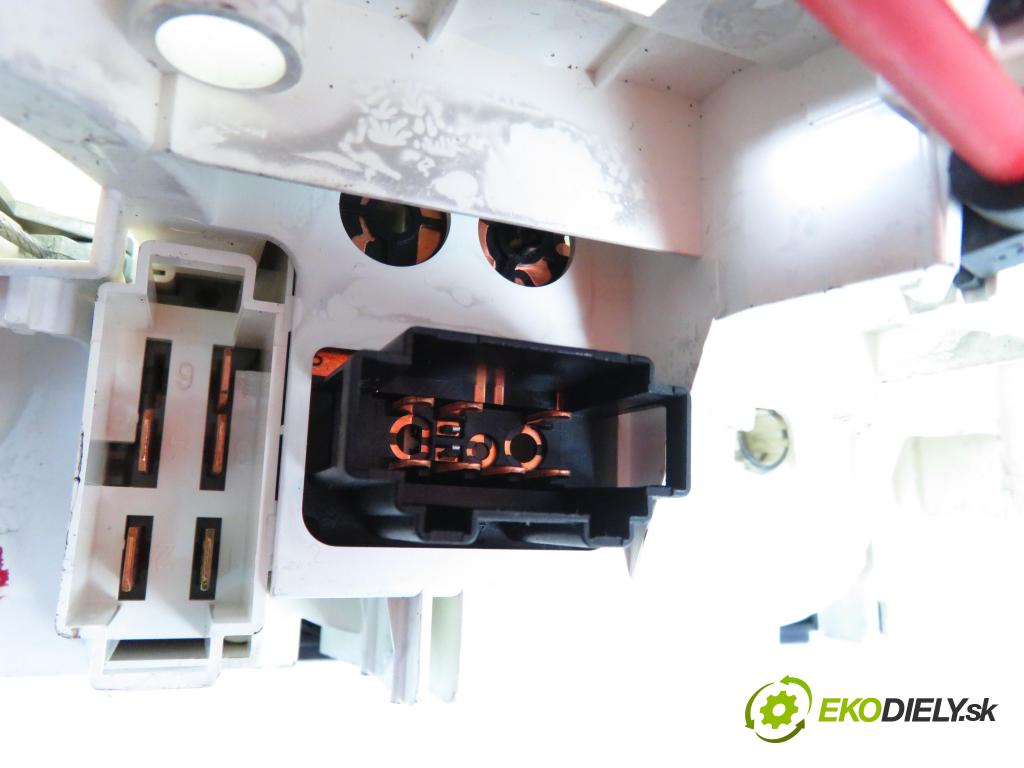 SEAT AROSA (6H) HB 2002 37,00 1 - AUC 999,00 Panel kúrenia 6H0819045