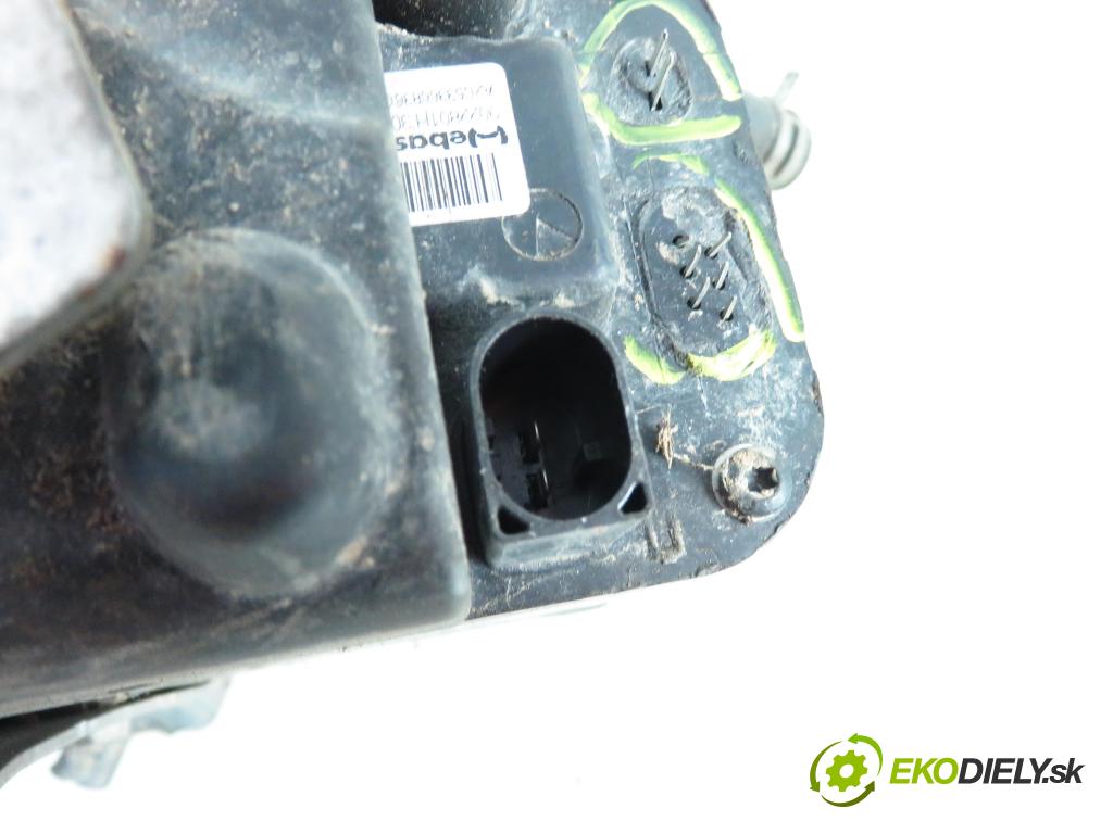 MERCEDES-BENZ CLA coupe (C117) COUPE 2013 130,00 CLA 220 CDI / d (117.303) 177 - OM 651.930 2143,00 Webasto 2465002398 ; 10R045627 ; A2469028301 (Webasto ohřívače)