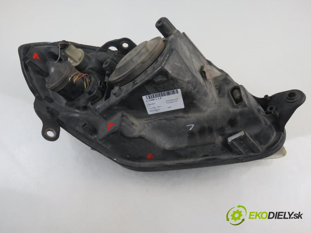 SKODA ROOMSTER Praktik (5J) FURGON 2007 59,00 1.4 TDI - BNV 1422,00 Svetlo LP