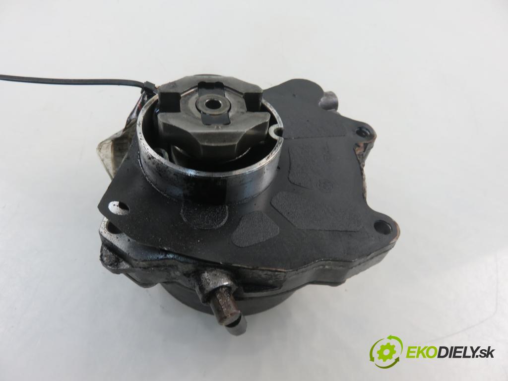 ALFA ROMEO 159 Sportwagon (939_) KOMBI 2006 147,00 2.4 JTDM 200 - 939 A3.000 2387,00 pumpa vakuová 244245098