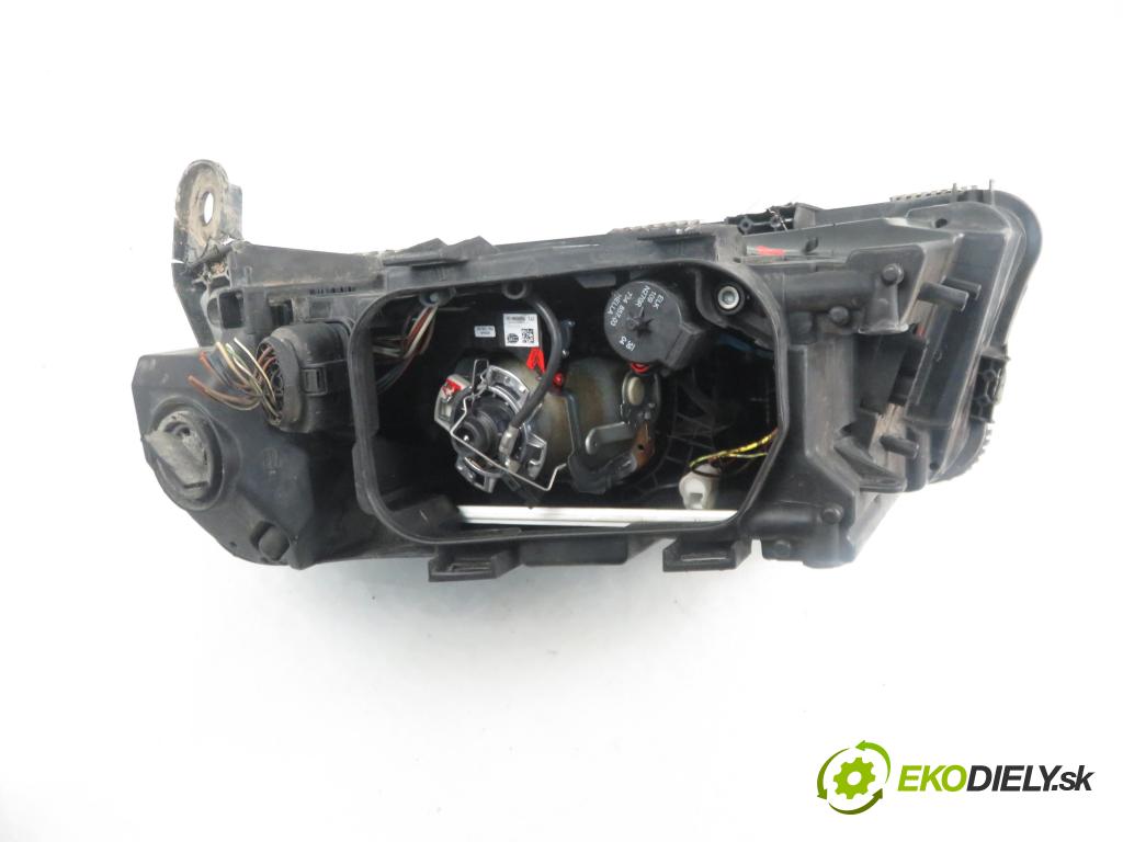 AUDI A6 (4F2, C6) SEDAN 2004 165,00 3.0 TDI quattro - BMK 2967,00 Svetlo PP