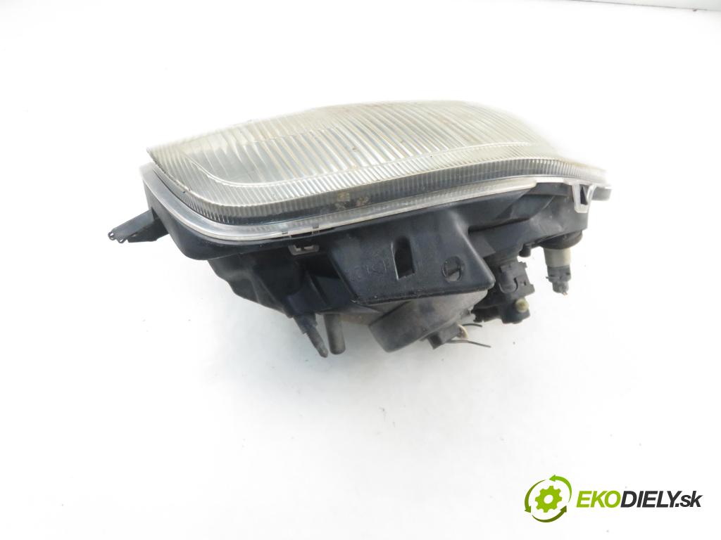 RENAULT CLIO II (BB_, CB_) HB 1998 43,00 1.2 8V 58 - D7F 720 1149,00 Svetlo PP