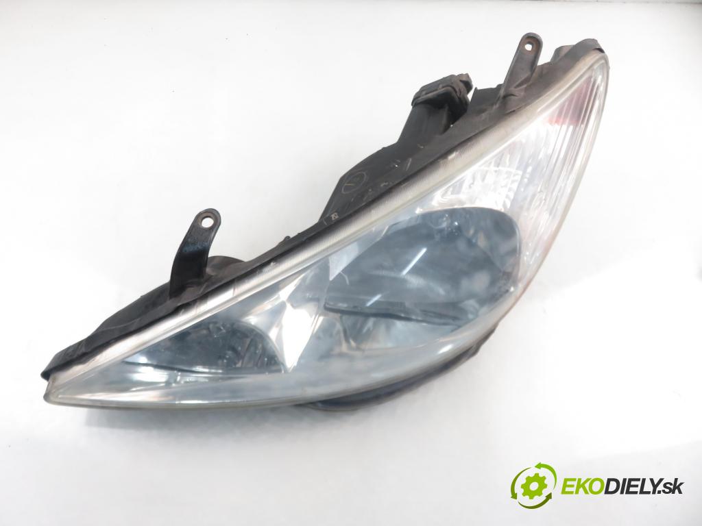 TOYOTA PREVIA (_R3_) MINIVAN 2002 85,00 2.0 D-4D 116 - 1CD-FTV 1995,00 Svetlo LP