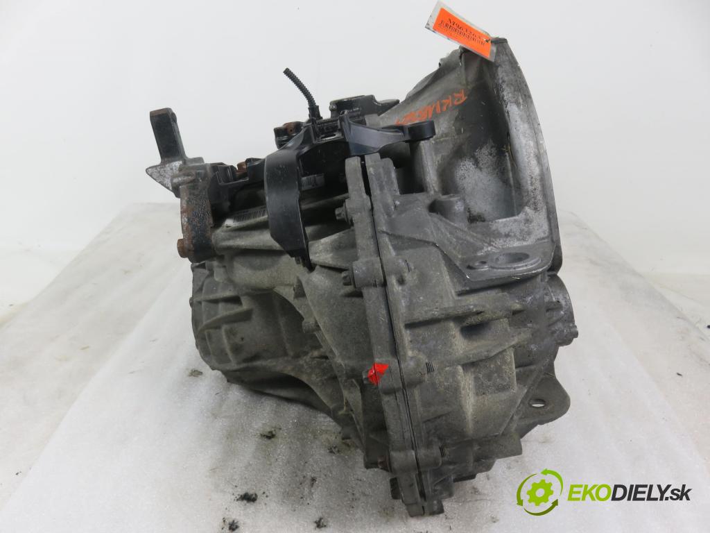 RENAULT MASTER III Skrzynia (FV) FURGON 2014 92,00 2.3 dCi 125 FWD (FV0C, FV0D) - M9T 870 2299,00 Prevodovka MANUALNA PF6058 ; C024813