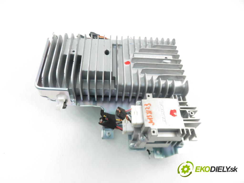 INFINITI M (Y51) SEDAN 2010 175,00 3.0d V6 238 - V9X 2993,00 Zosilňovač 280601MA1C (Zosilňovače)