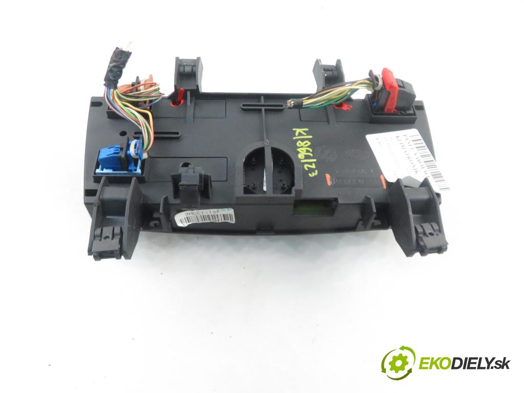 FIAT STILO (192_) HB 2005 85,00 1.9 JTD 115 - 192 A1.000 1910,00 Panel kúrenia KLIMATRONIK 555600001704