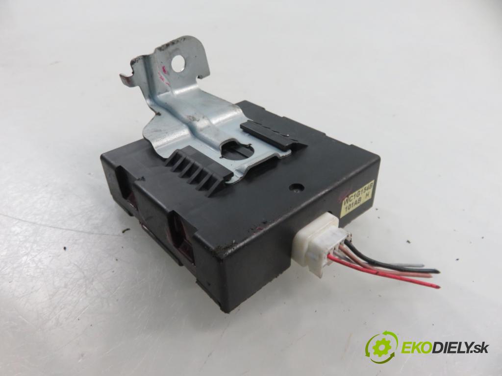 INFINITI M (Y51) SEDAN 2010 175,00 3.0d V6 238 - V9X 2993,00 Zosilňovač Antenní: 1788DFWC1G154 (Zosilňovače)