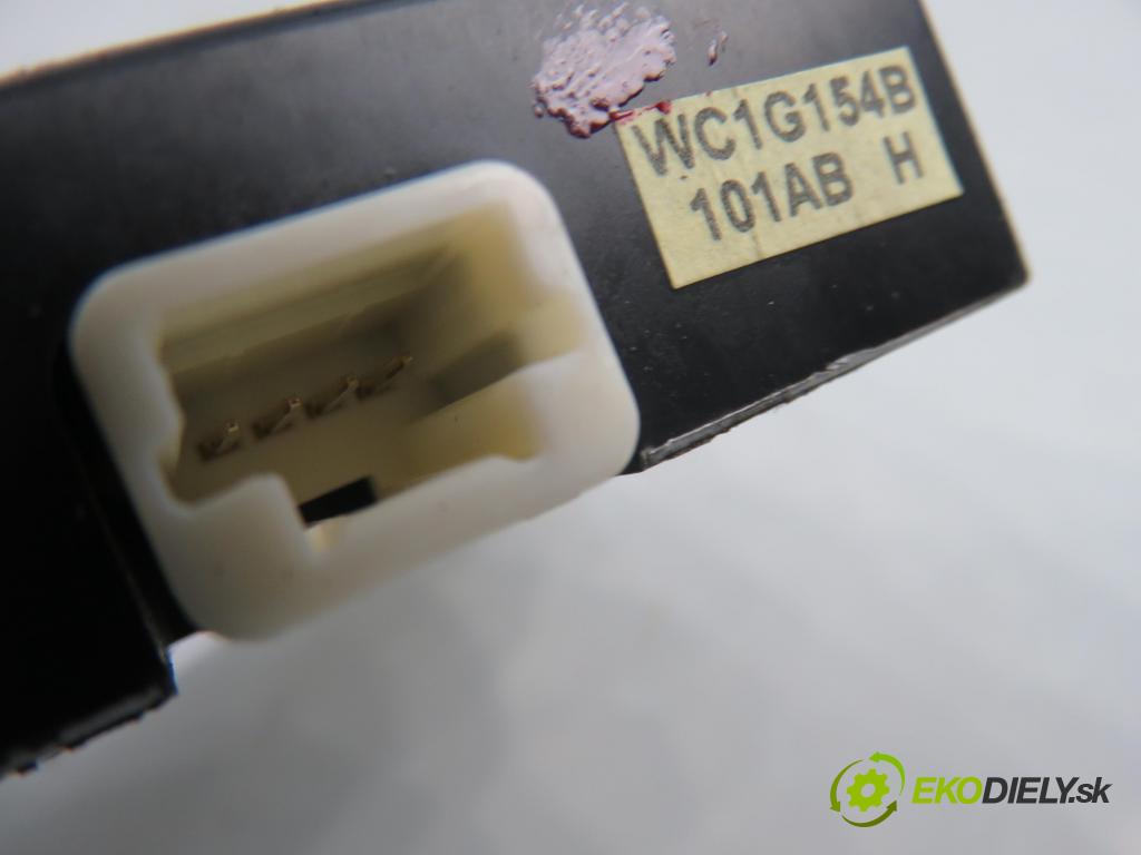 INFINITI M (Y51) SEDAN 2010 175,00 3.0d V6 238 - V9X 2993,00 Zosilňovač Antenní: 1788DFWC1G154 (Zosilňovače)