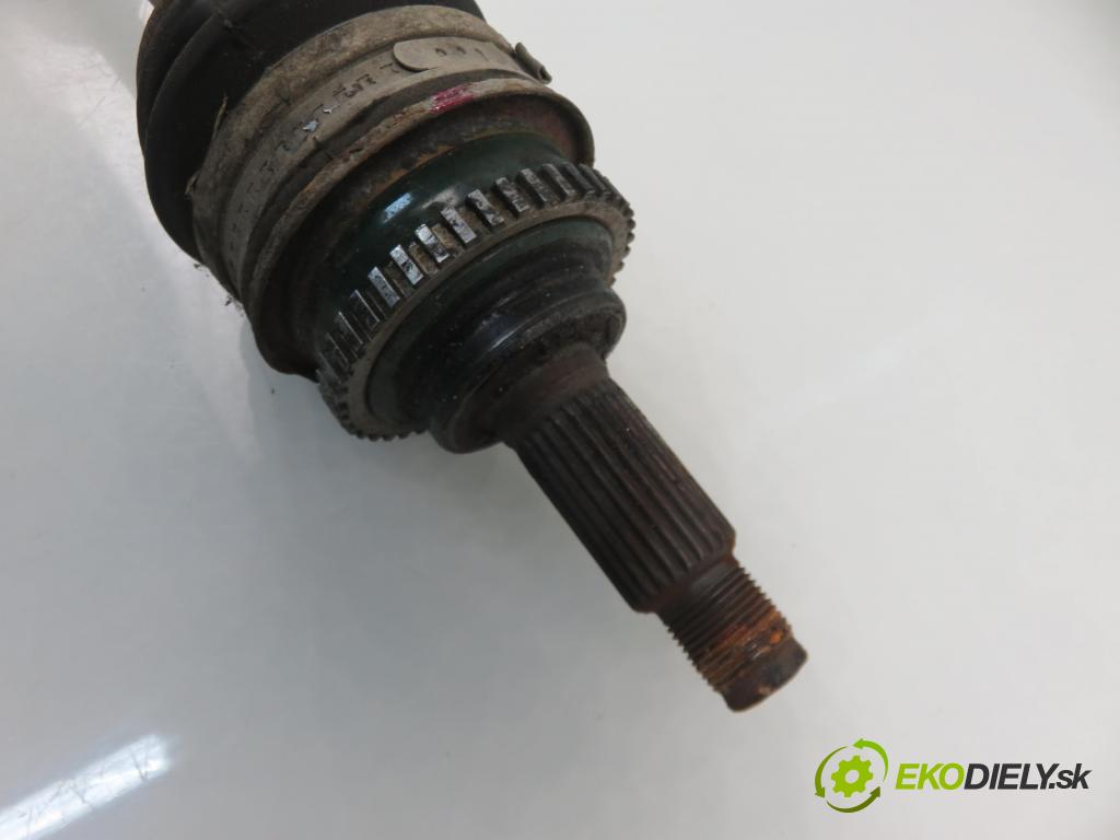 SUZUKI BALENO (EG) KOMBI 2001 72,00 1.6 i 16V (SY416) - G16B 1590,00 Poloos LP