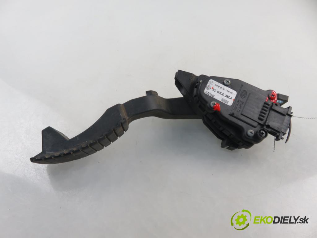 RENAULT LAGUNA II Grandtour (KG0/1_) KOMBI 2002 0,00 1.9 dCI (KG0E) - F9Q 752 1870,00 Potenciometer plynového pedálu 8200002904 (Pedále)