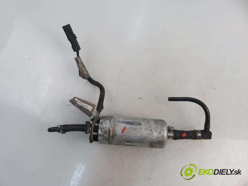 RENAULT LAGUNA II Grandtour (KG0/1_) KOMBI 2002 88,00 1.9 dCi 120 - F9Q 750 1870,00 pumpa paliva 8200196177