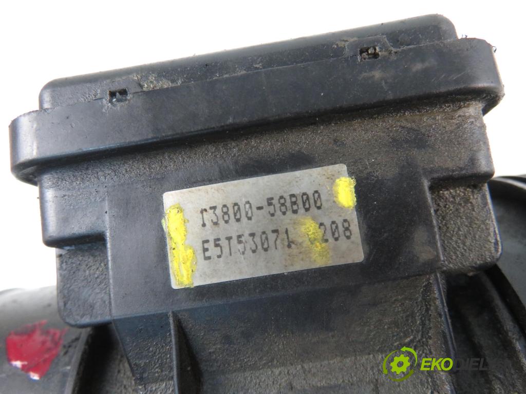 SUZUKI VITARA (ET, TA, TD) TERENOWY 1996 71,00 1.6 i 16V - G16B 1590,00 váha vzduchu vzduchu 1380058B00 ; E5T53071