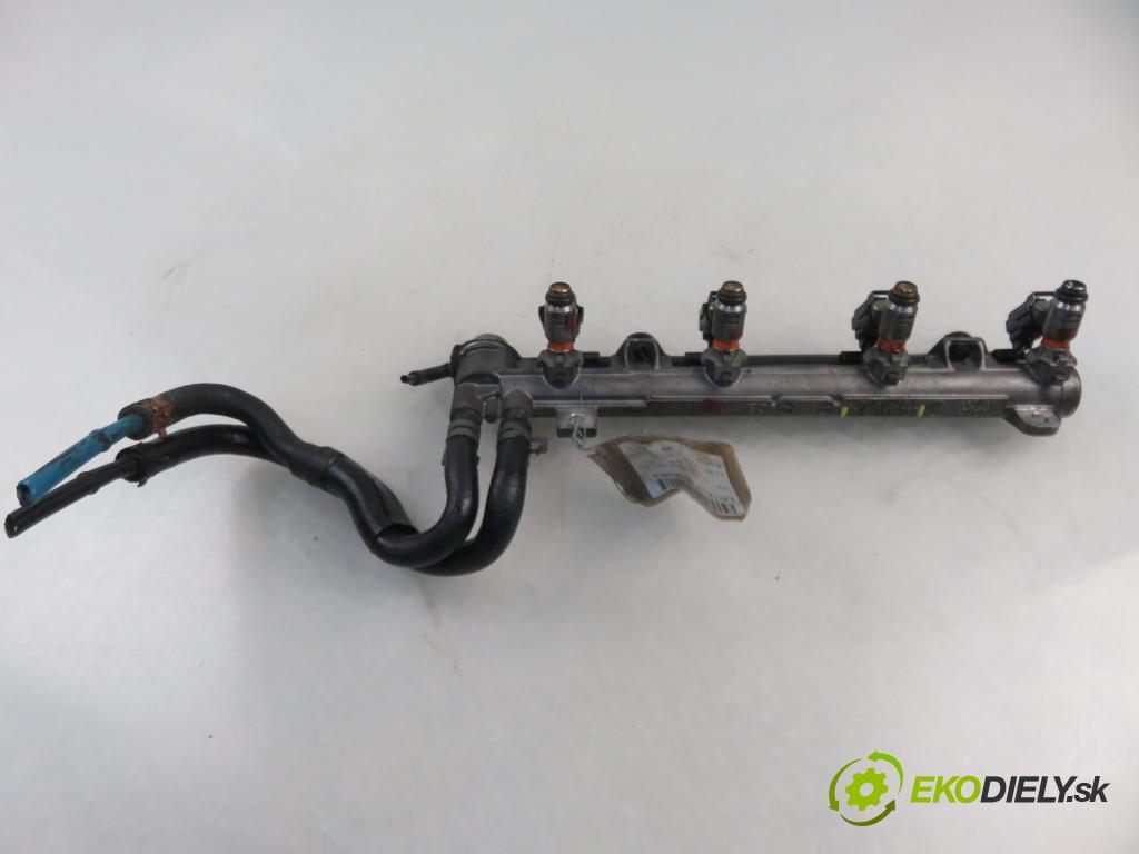 VW LUPO (6X1, 6E1) HB 2000 55,00 1.4 16V - AUA 1390,00 Lišta vstrekovacia 036031G ; 036133319 (Vstrekovacie lišty)