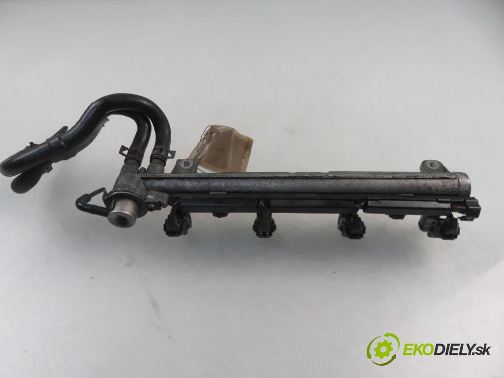 VW LUPO (6X1, 6E1) HB 2000 55,00 1.4 16V - AUA 1390,00 Lišta vstrekovacia 036031G ; 036133319 (Vstrekovacie lišty)