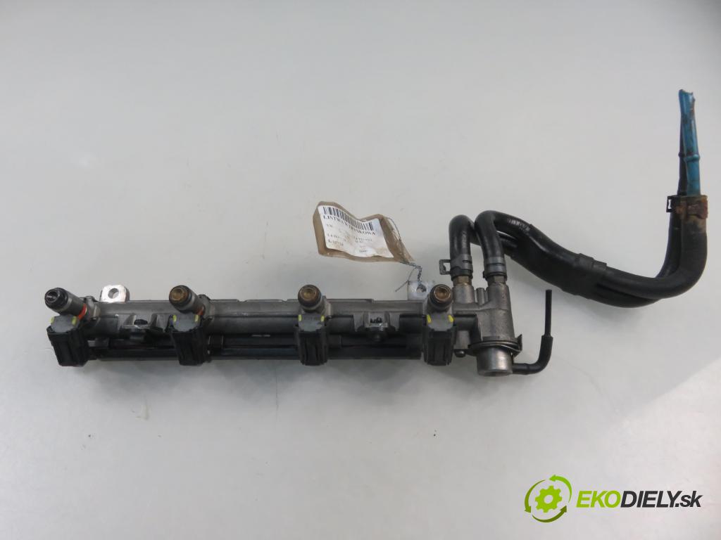 VW LUPO (6X1, 6E1) HB 2000 55,00 1.4 16V - AUA 1390,00 Lišta vstrekovacia 036031G ; 036133319 (Vstrekovacie lišty)